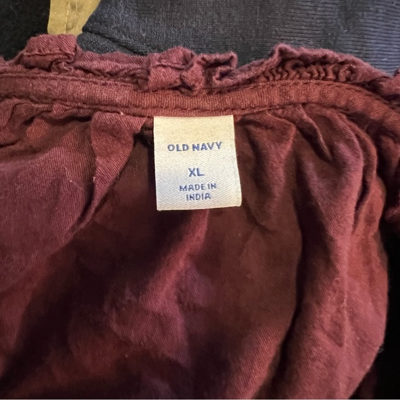 Old Navy Women’s Ruffled Long Sleeved Burgundy String Tie Blouse - Picture 11 of 11